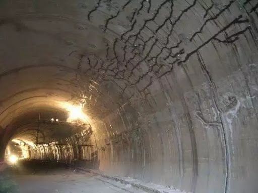 地下混凝土结构初凝期塑性裂缝成因示意图