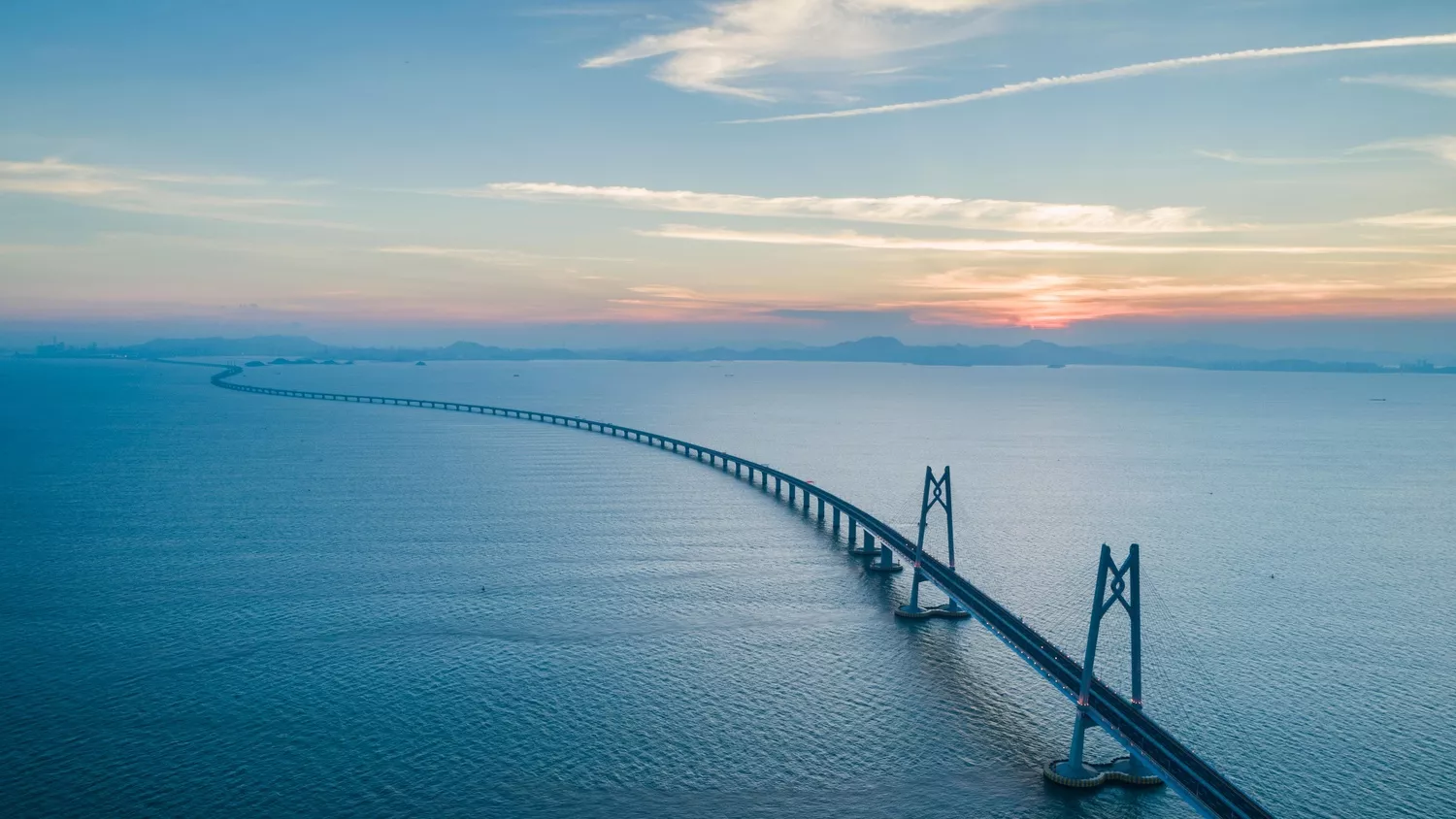 杜渗泰®结构自防水材料在盐碱地结构中形成晶体封闭效果的显微图